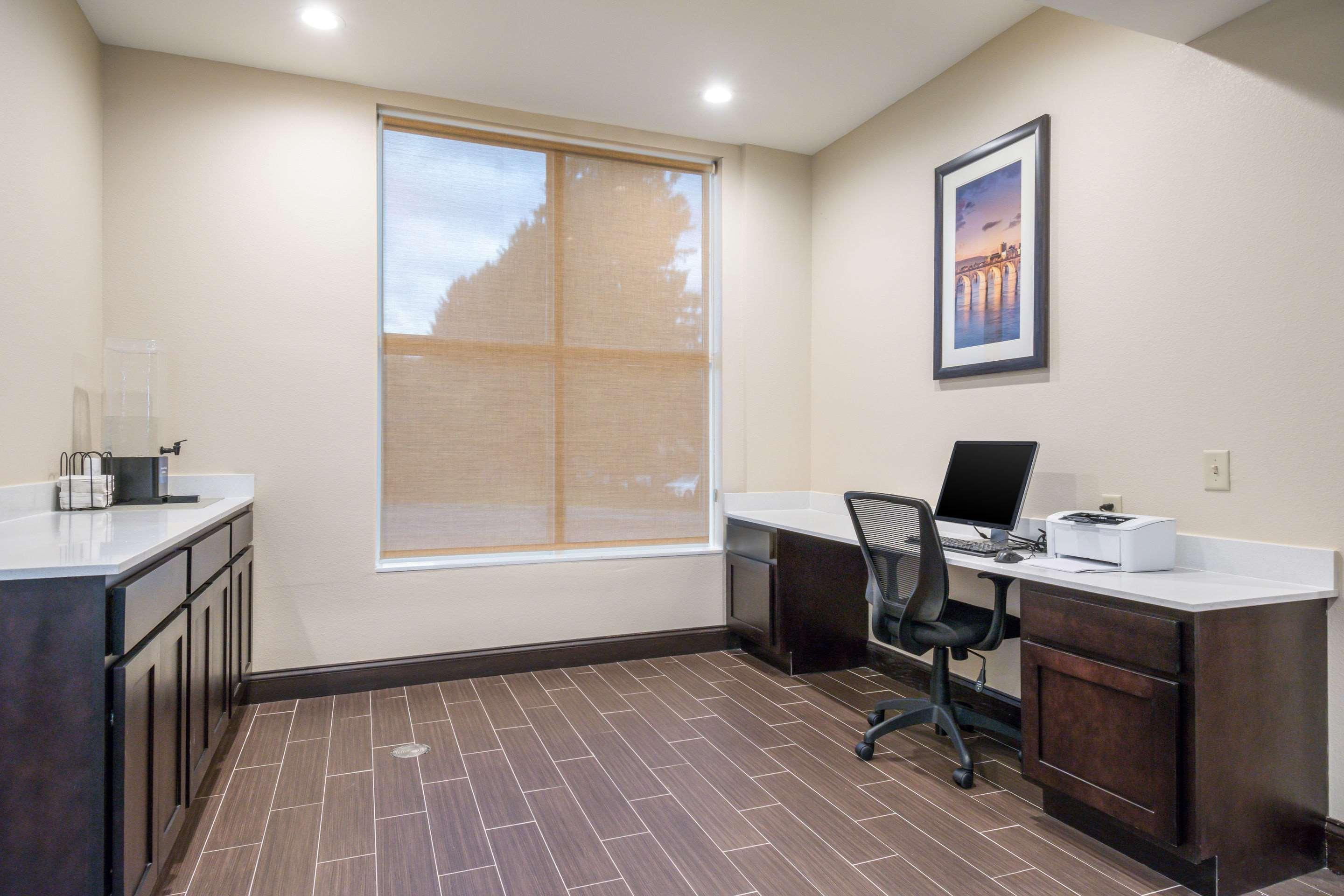 Comfort Inn & Suites Harrisburg - Hershey West מראה חיצוני תמונה
